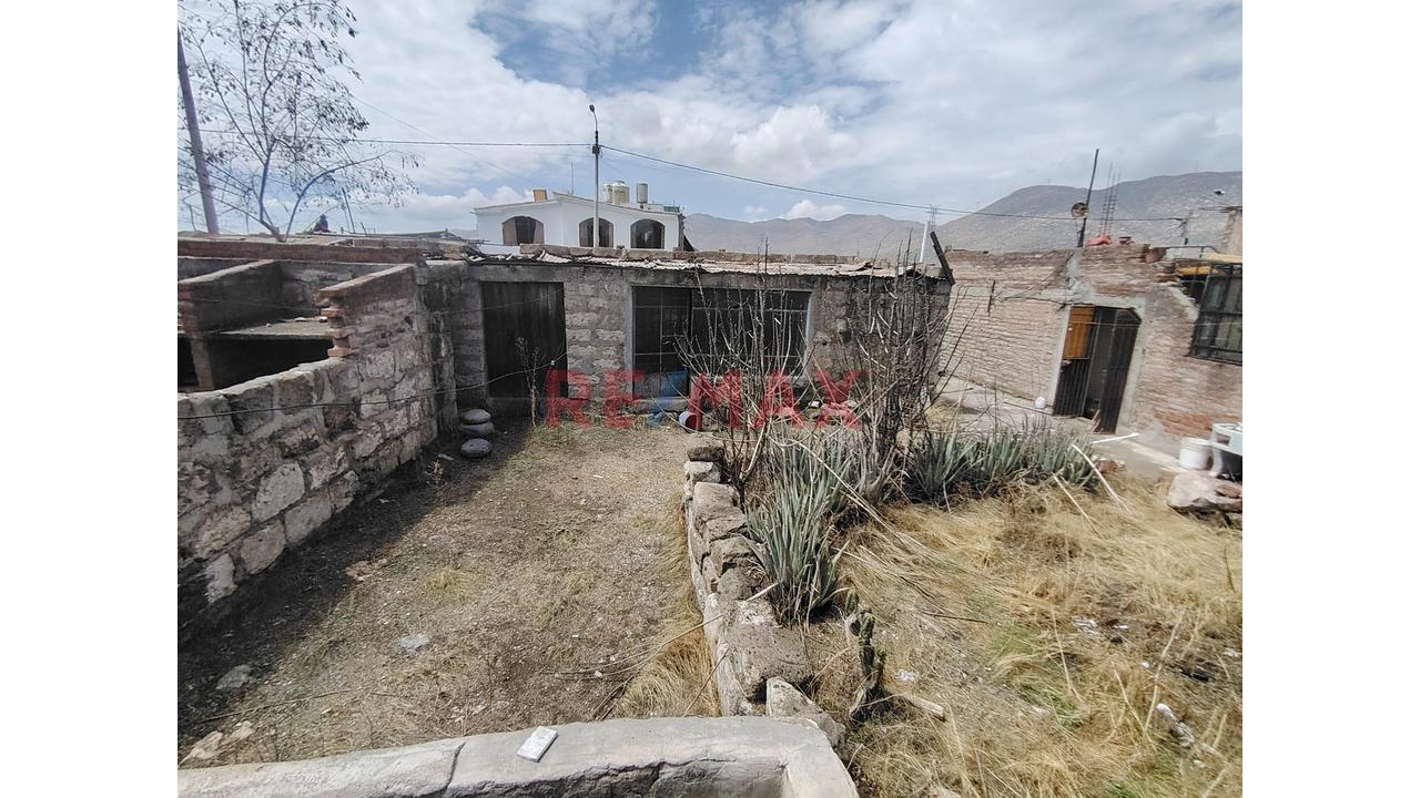 Amplio Terreno En Esquina En Venta - 8