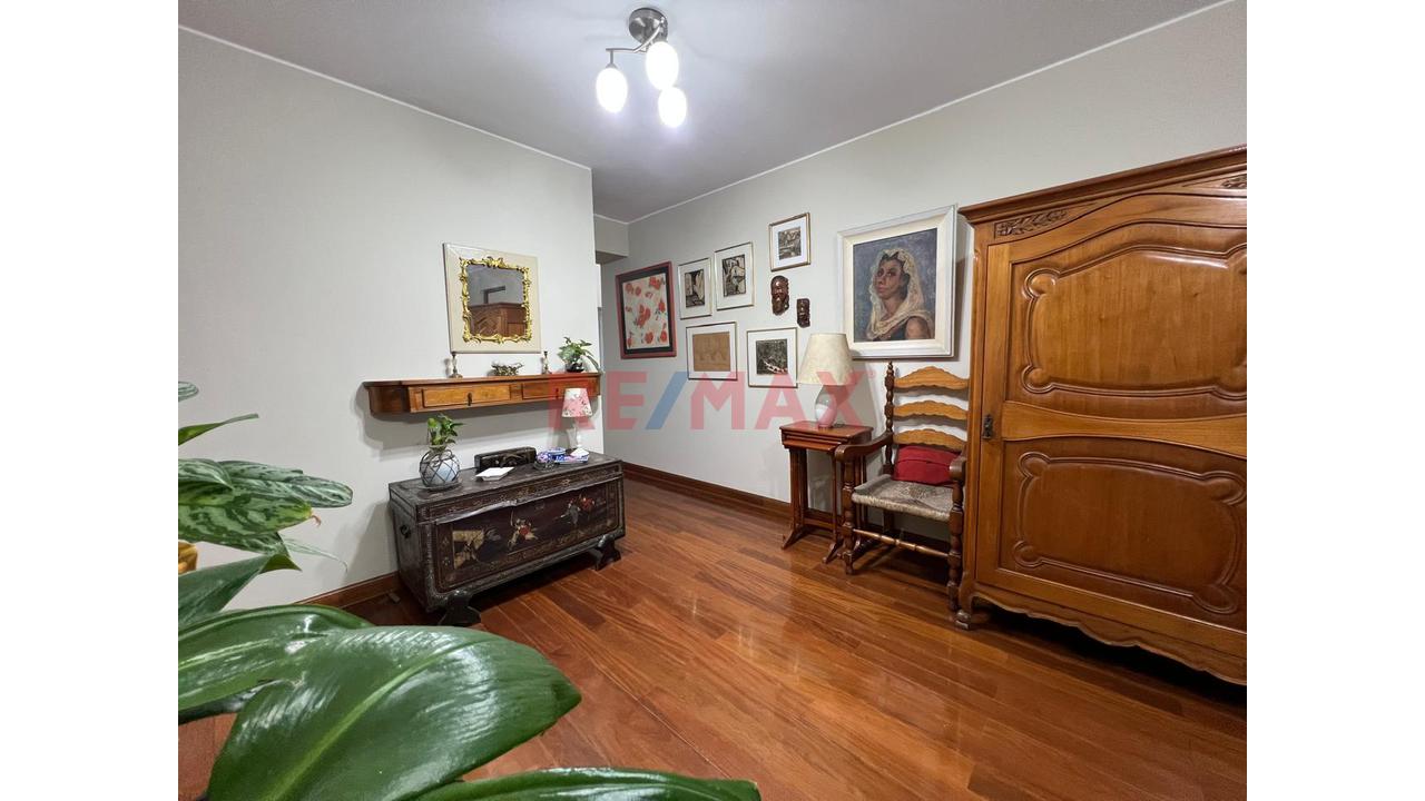 Venta De Hermoso Departamento En- Surco — foto 7
