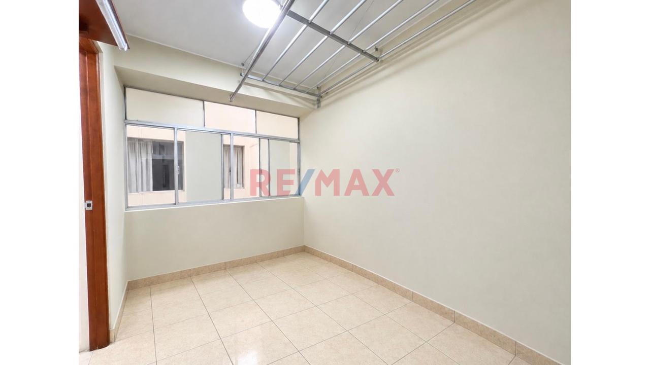 Venta De Hermoso Departamento En- Surco — foto 11