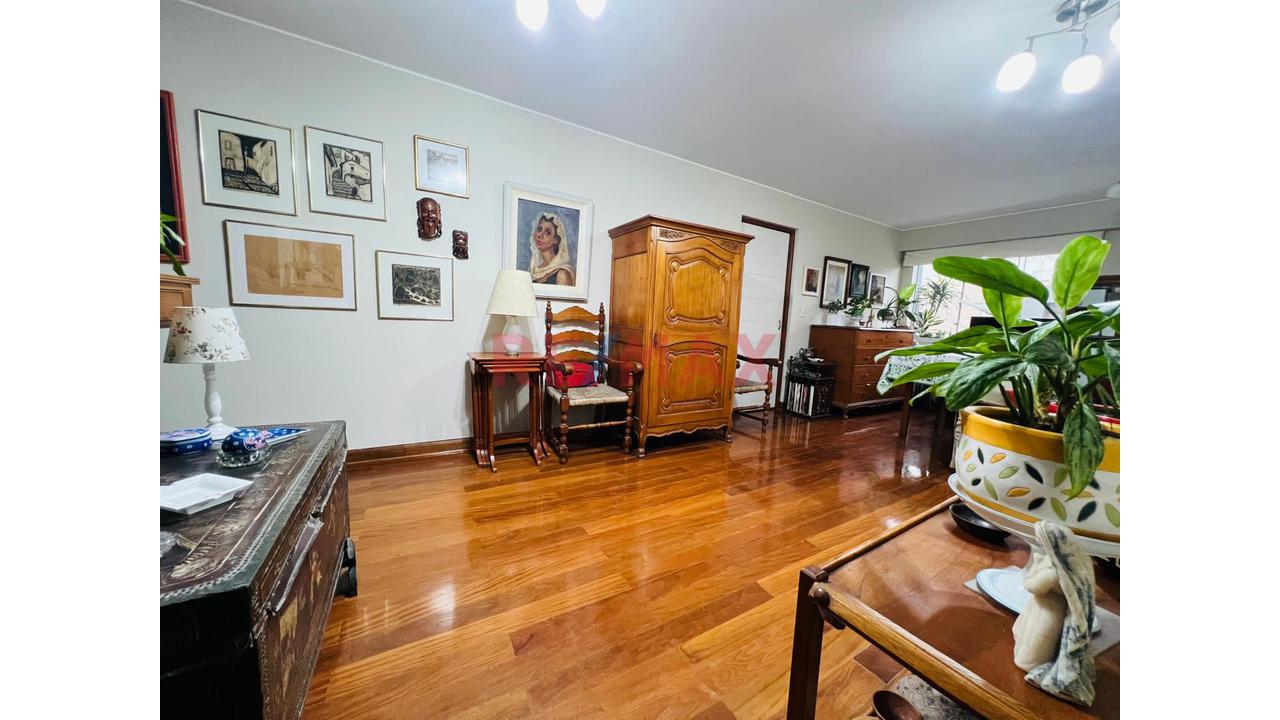 Venta De Hermoso Departamento En- Surco — foto 4