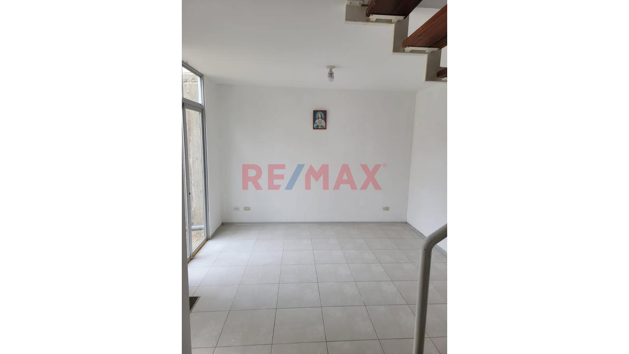 Casa en Venta de 2 dormitorios ubicado en Catacaos Casa en Venta de 2 dormitorios ubicado en Catacaos