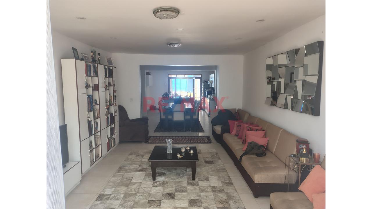 En Alquiler: Casa En Esquina Para Uso Comercial - Puente Piedra — foto 11