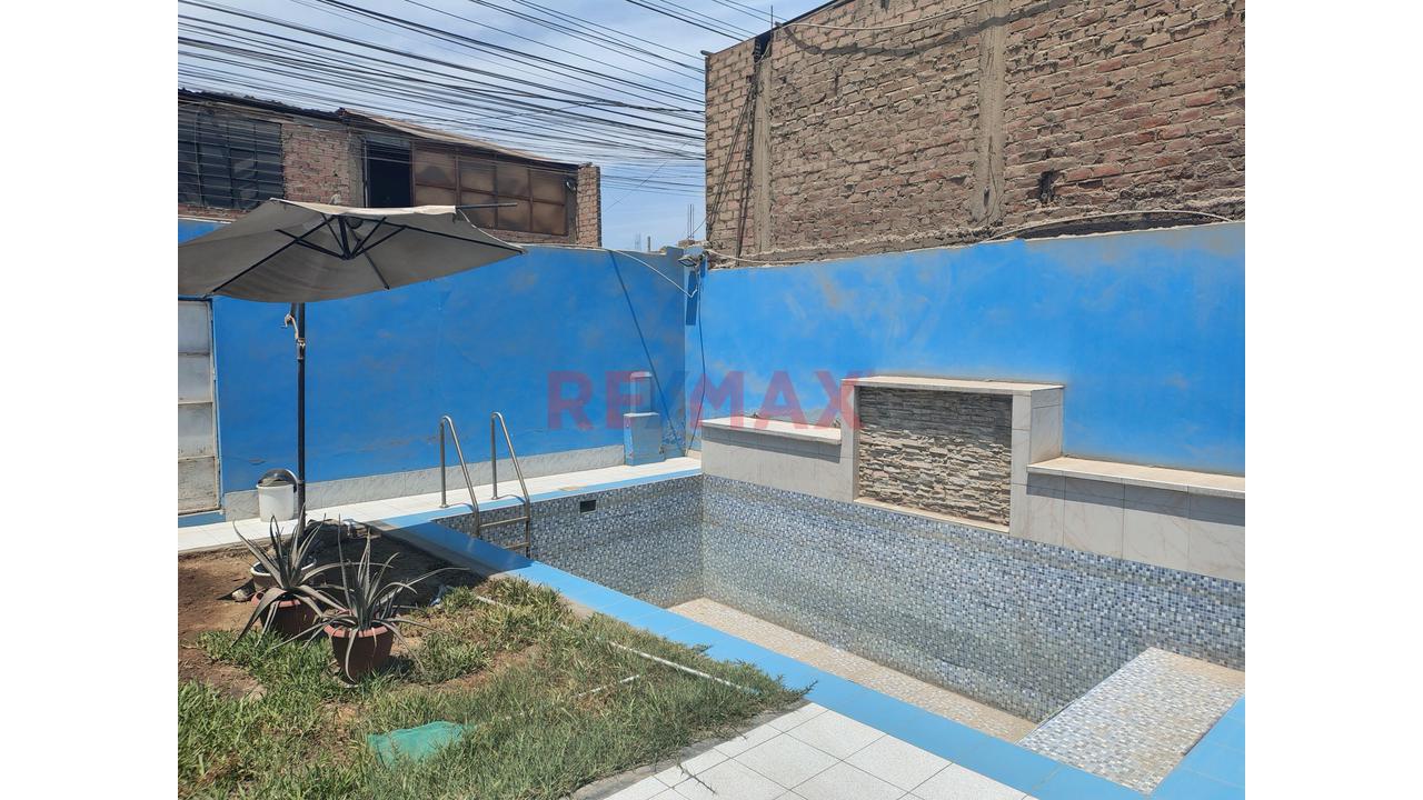 En Alquiler: Casa En Esquina Para Uso Comercial - Puente Piedra — foto 3