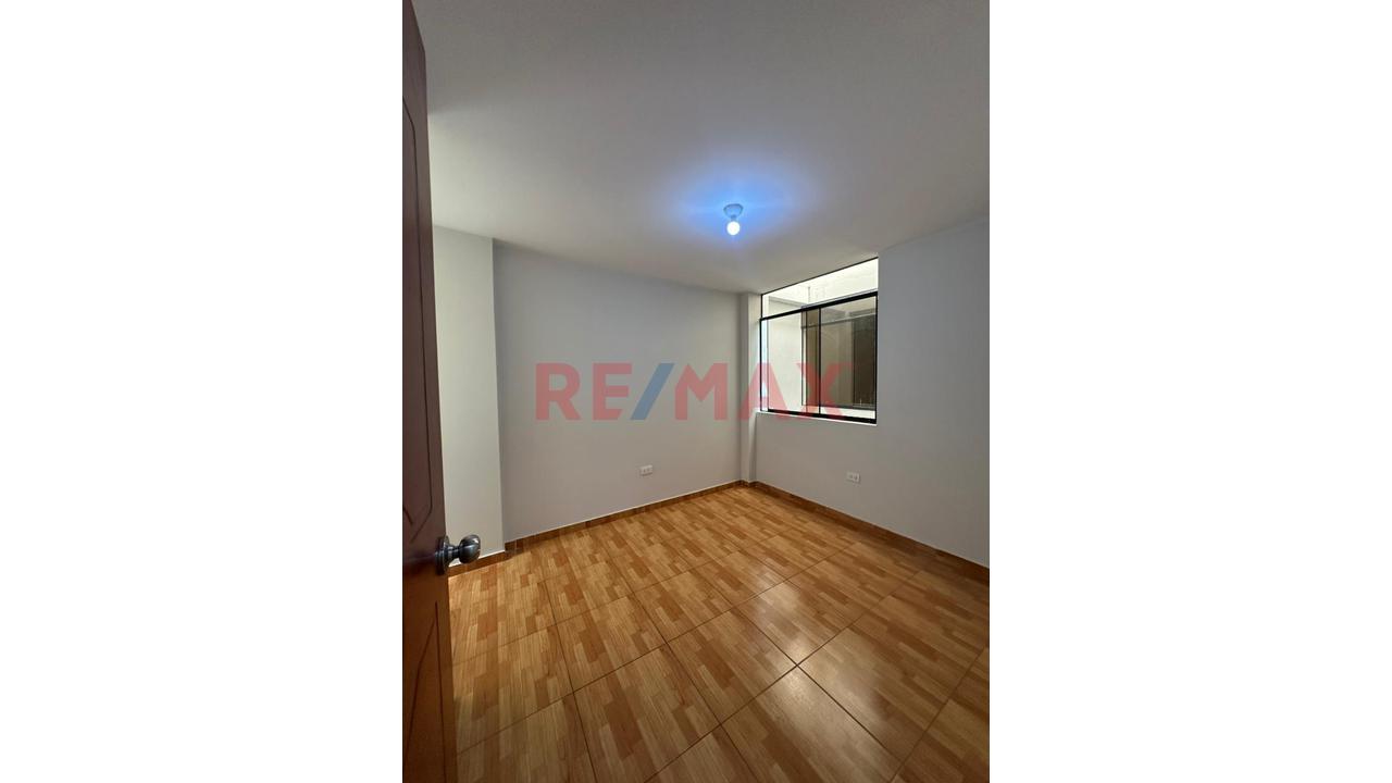Departamento En Los Olivos — foto 11