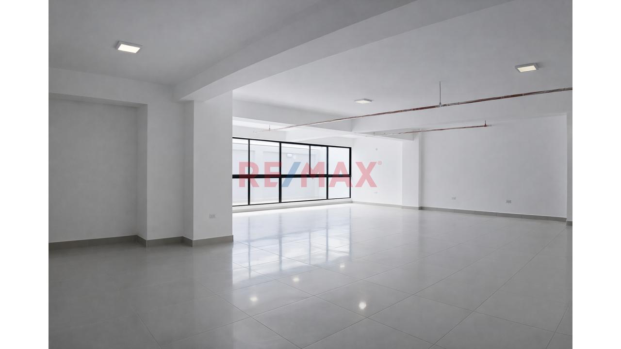 Local Comercial De Estreno En Cayma - 2