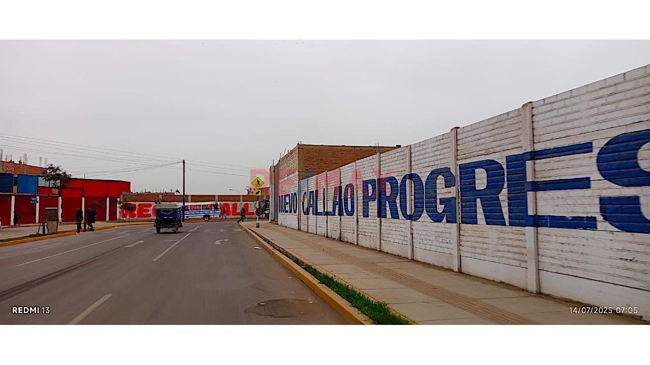 Terreno En Venta – Doble Frontera – Oquendo, Callao Avenida Bertello Con Alisos — foto 6