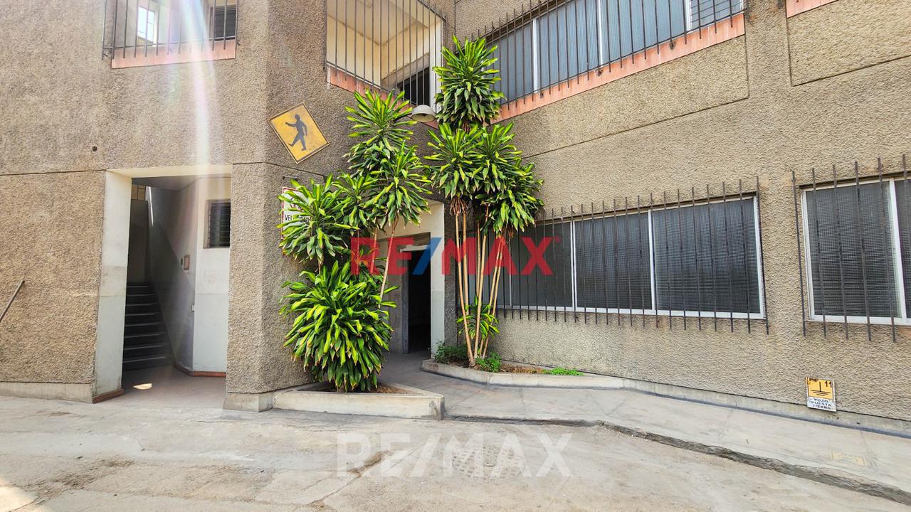 Alquiler De Imponente Edificio En La Avenida Argentina - Cercado De Lima - 5