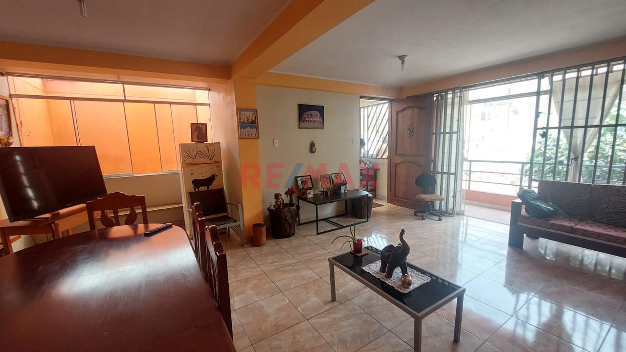 🏠 “Amplia Casa De 2 Pisos En Urbanización Residencial El Portillo De Carapongo. — foto 2