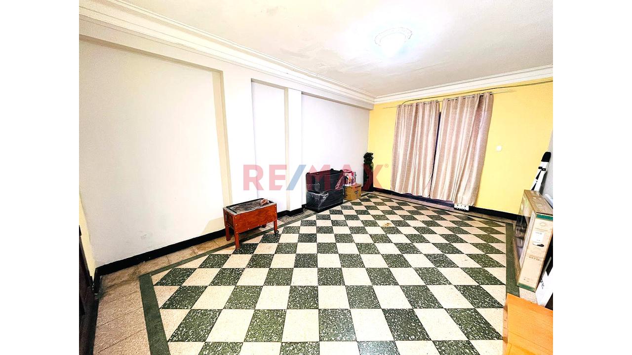 Venta De Departamento En Primer Piso 240 M2 Con Cochera Y Patio — foto 4