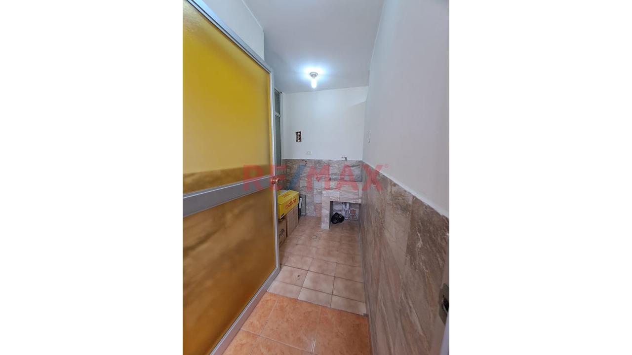 Venta De Departamento En Urb. San Joaquin - Bellavista - $ 123,000 — foto 9
