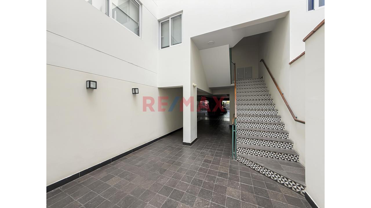 Venta Duplex Con Acabados De Lujo — foto 4
