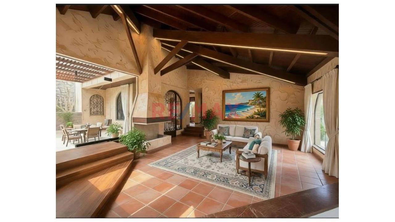 Venta Casa En La Planicie
