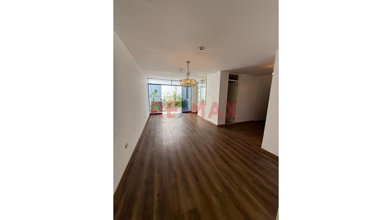 Casa Frente A Loma Amarilla | Surco — foto 9