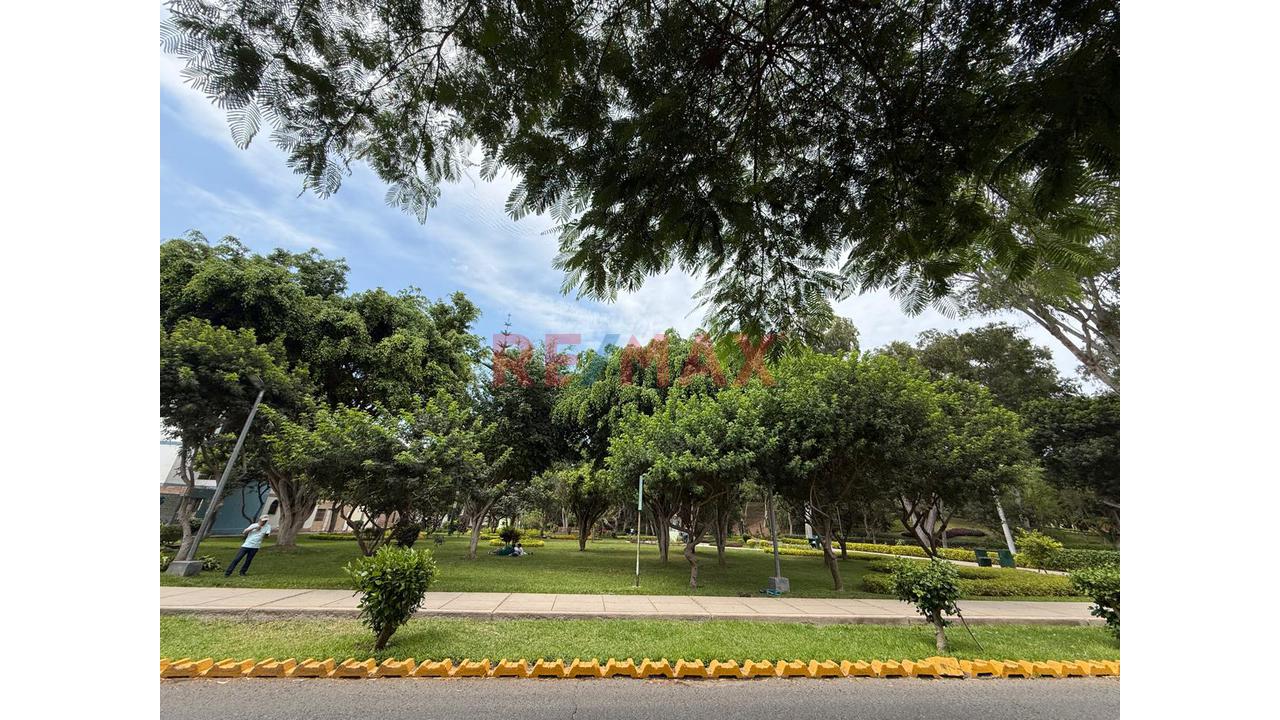 Casa Frente A Loma Amarilla | Surco — foto 2