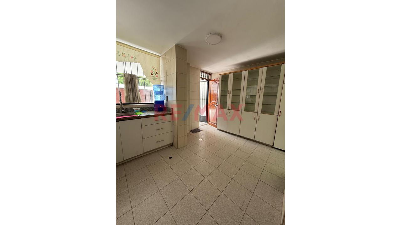 Casa Frente A Loma Amarilla | Surco — foto 11