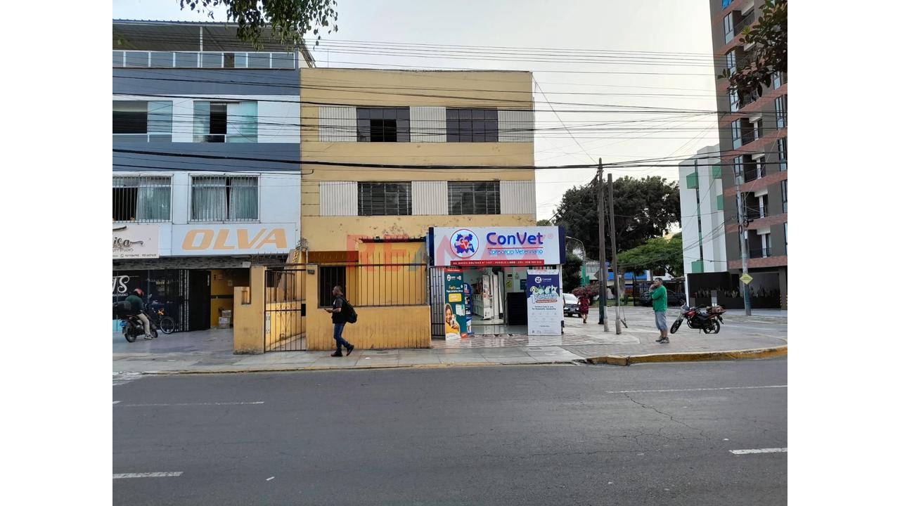Venta De Departamento 3Er. Piso En Esquina - Pueblo Libre - 1
