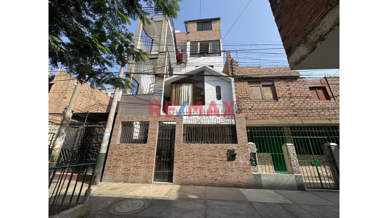 Departamento en Los Olivos, 84 m²