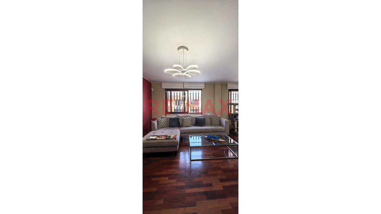 Tríplex En Venta En Surco – Calle Málaga - 9