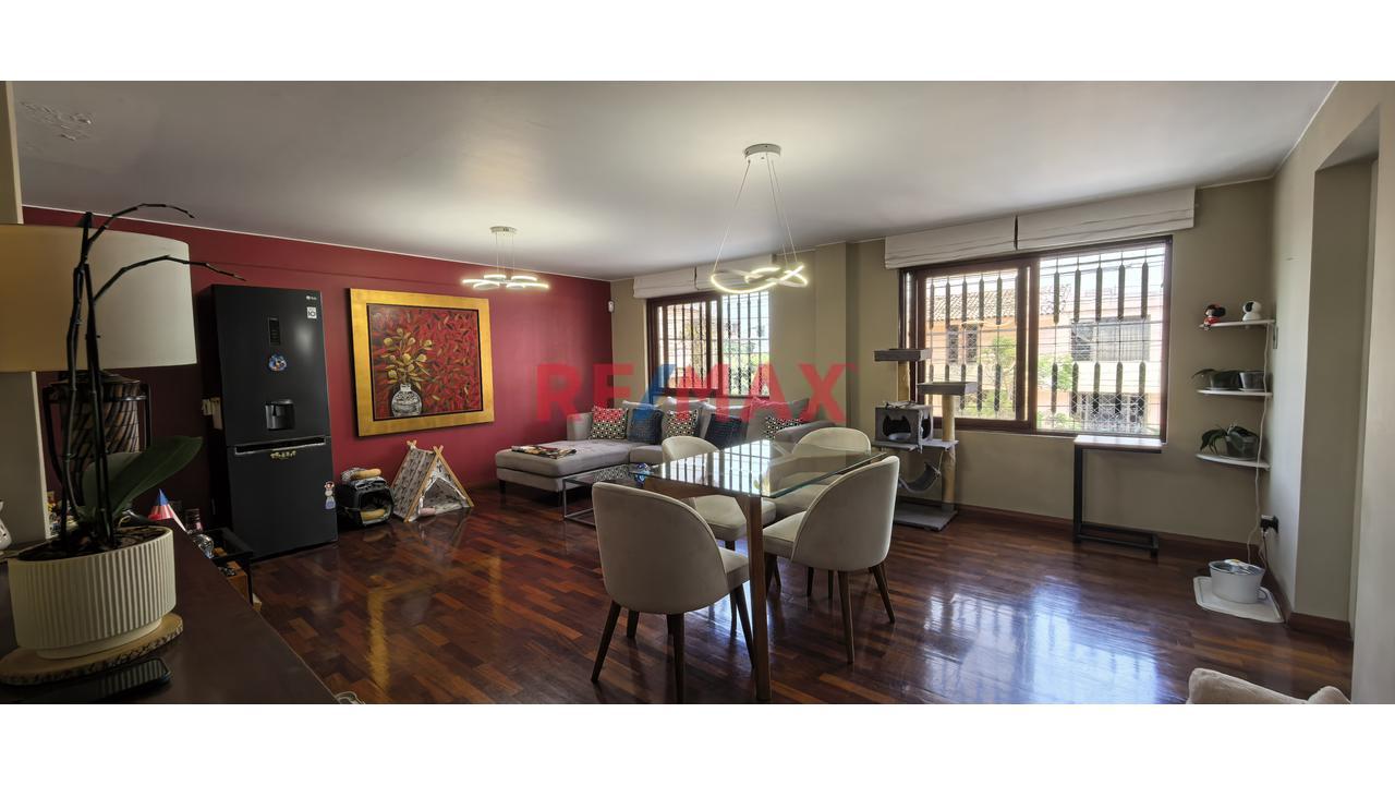 Tríplex En Venta En Surco – Calle Málaga - 1