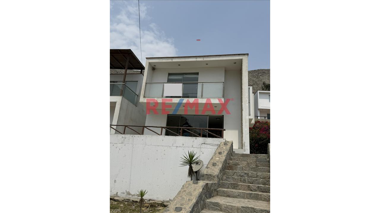 Se Vende Casa En Club Villa Tusan
