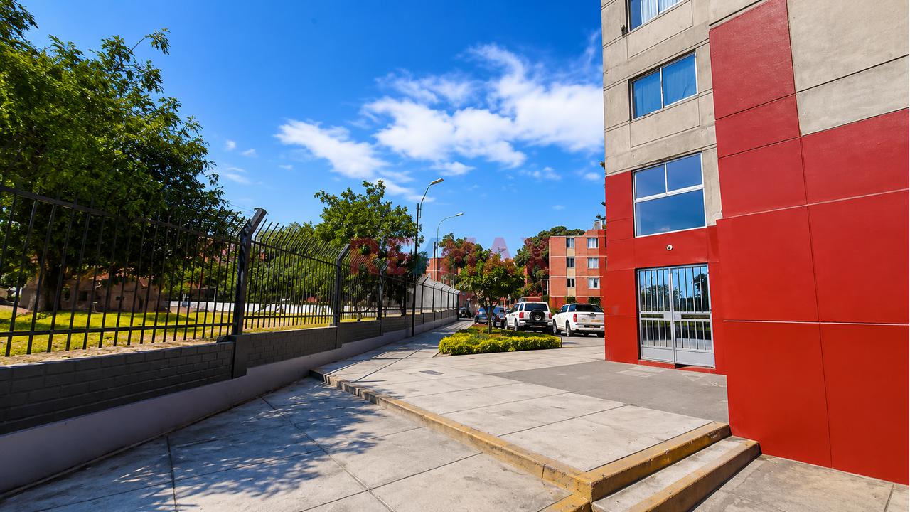 Local Comercial En Venta – Funcional Y De Dos Niveles En Limatambo San Borja - 14