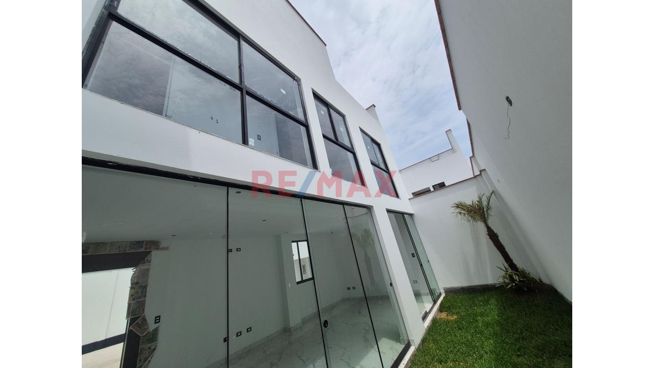 Fabulosa Casa De Estreno En Exclusivo Condominio En Surco — foto 6