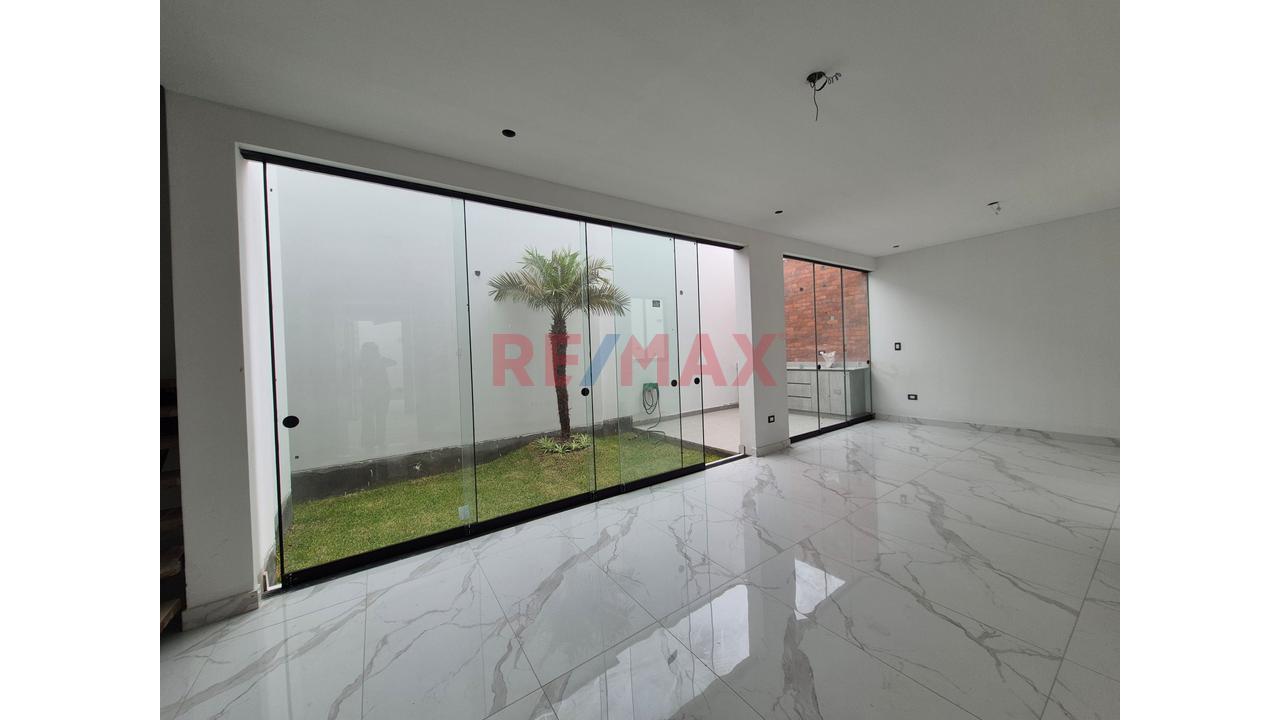 Fabulosa Casa De Estreno En Exclusivo Condominio En Surco — foto 3