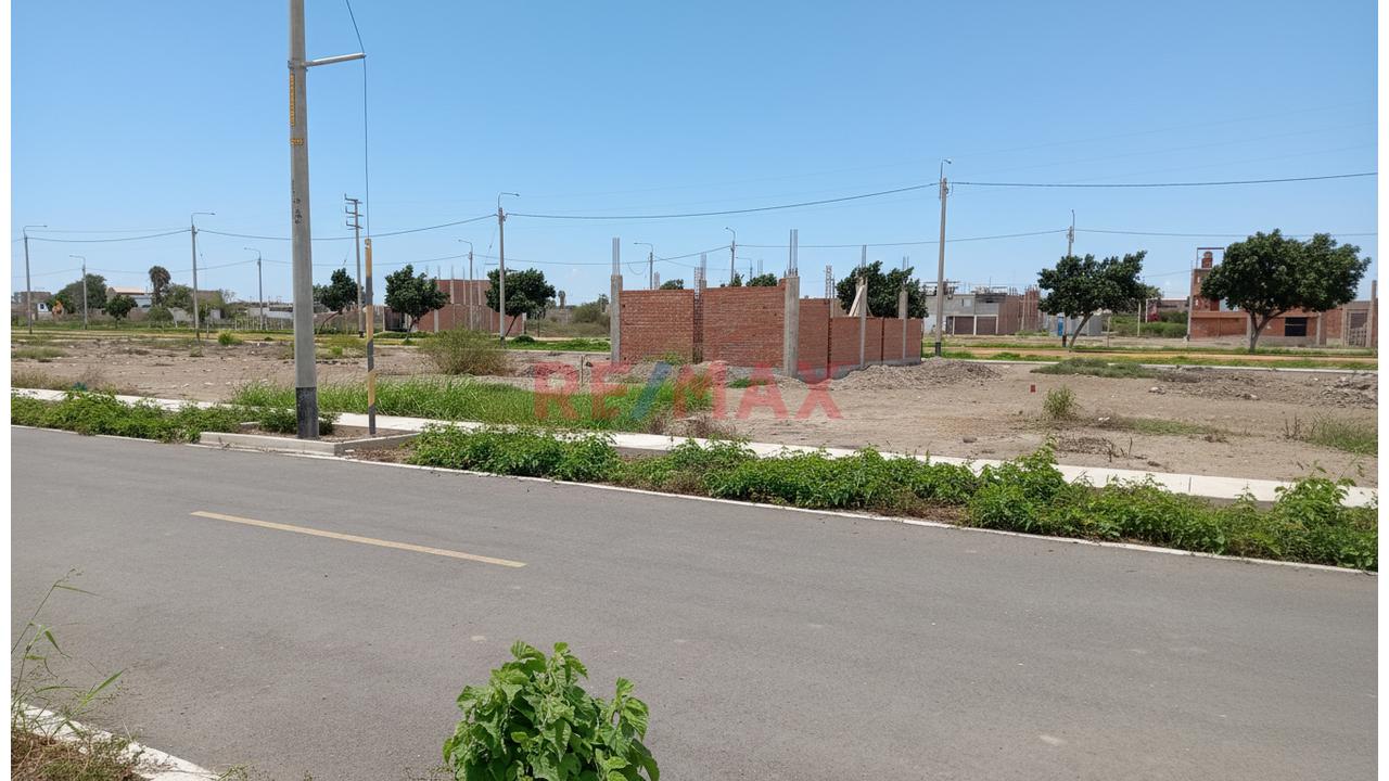 Venta De Terreno En Lambayeque - Urb Alameda Real Xi - Etapa A - 2