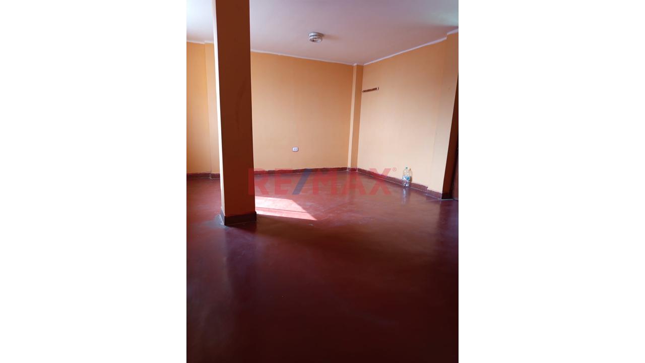 Venta De Casa En El Distrito De San Juan De Lurigancho Urb. Mariscal Caceres - 19
