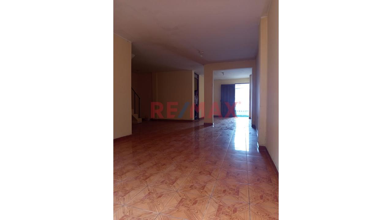 Venta De Casa En El Distrito De San Juan De Lurigancho Urb. Mariscal Caceres - 14