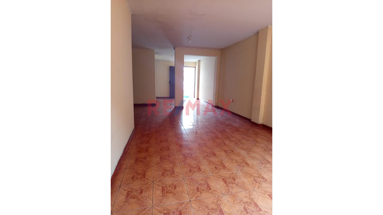 Venta De Casa En El Distrito De San Juan De Lurigancho Urb. Mariscal Caceres - 9