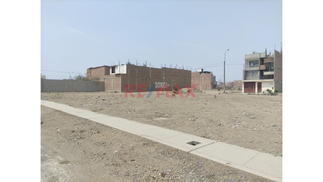 Terreno En Venta A 10 Min Ovalo Puente Piedra — foto 7