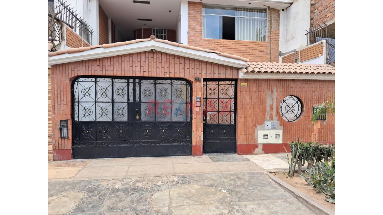 Venta De Amplio Departamento En Primer Piso En Urbanizacion La Colonial En El Callao — foto 15