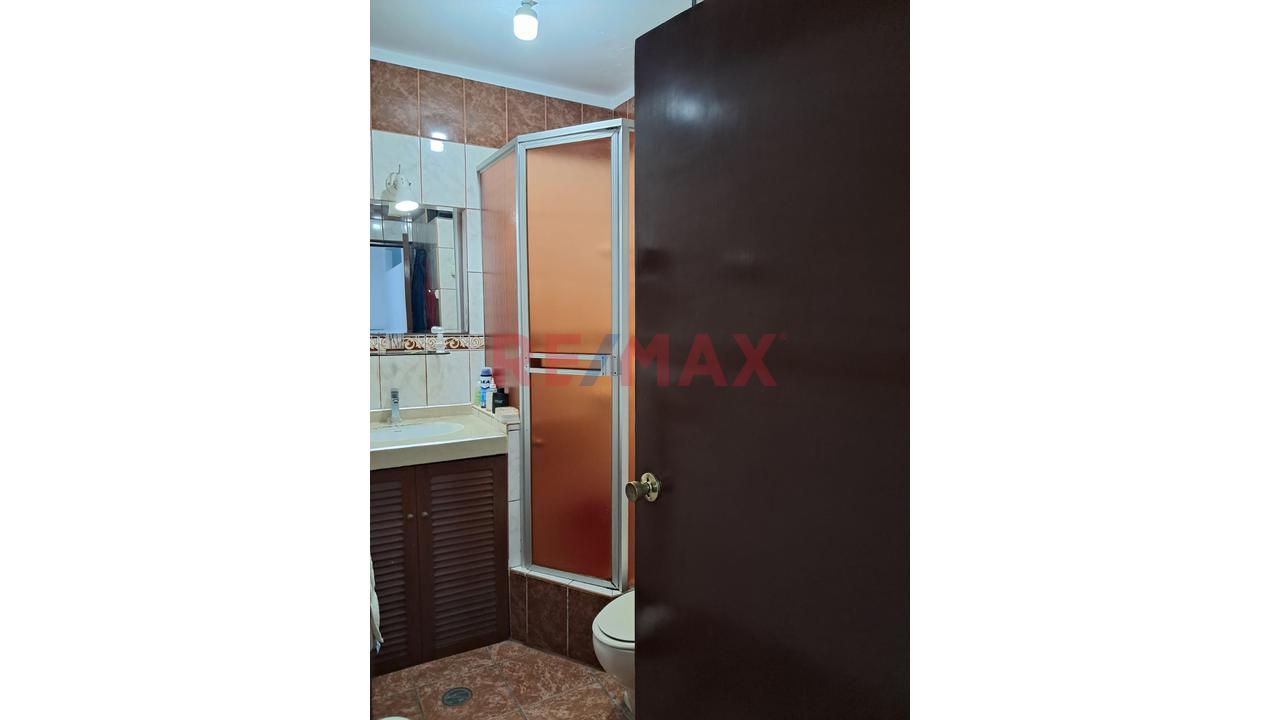 Venta De Amplio Departamento En Primer Piso En Urbanizacion La Colonial En El Callao — foto 14