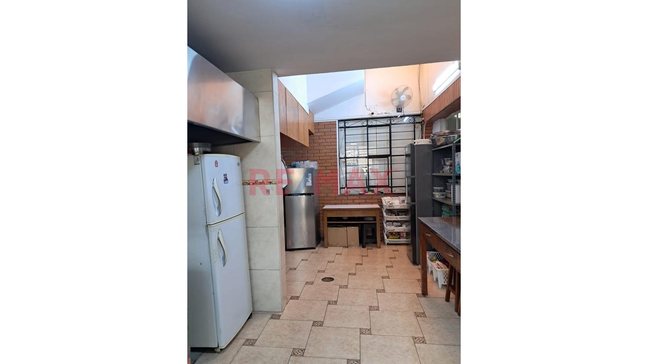 Venta De Amplio Departamento En Primer Piso En Urbanizacion La Colonial En El Callao — foto 5