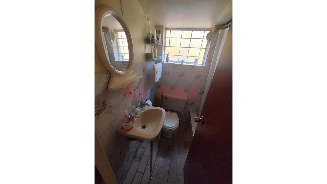 Se Vende Casa De Tres Pisos  De 161.85 M2 En La Perla Callao - 9