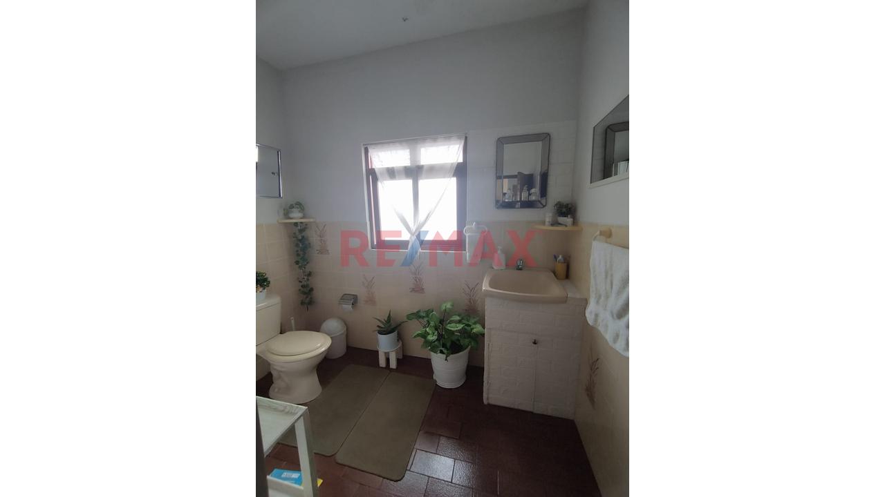 Se Vende Casa De Tres Pisos  De 161.85 M2 En La Perla Callao - 16