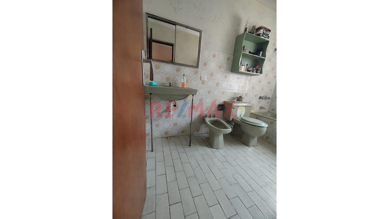 Se Vende Casa De Tres Pisos  De 161.85 M2 En La Perla Callao - 15