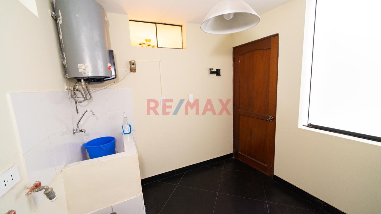 ⭐ ¡Oportunidad  Y Ocasión  En Surco! Amplio Departamento Flat En Primavera/Monterrico — foto 14