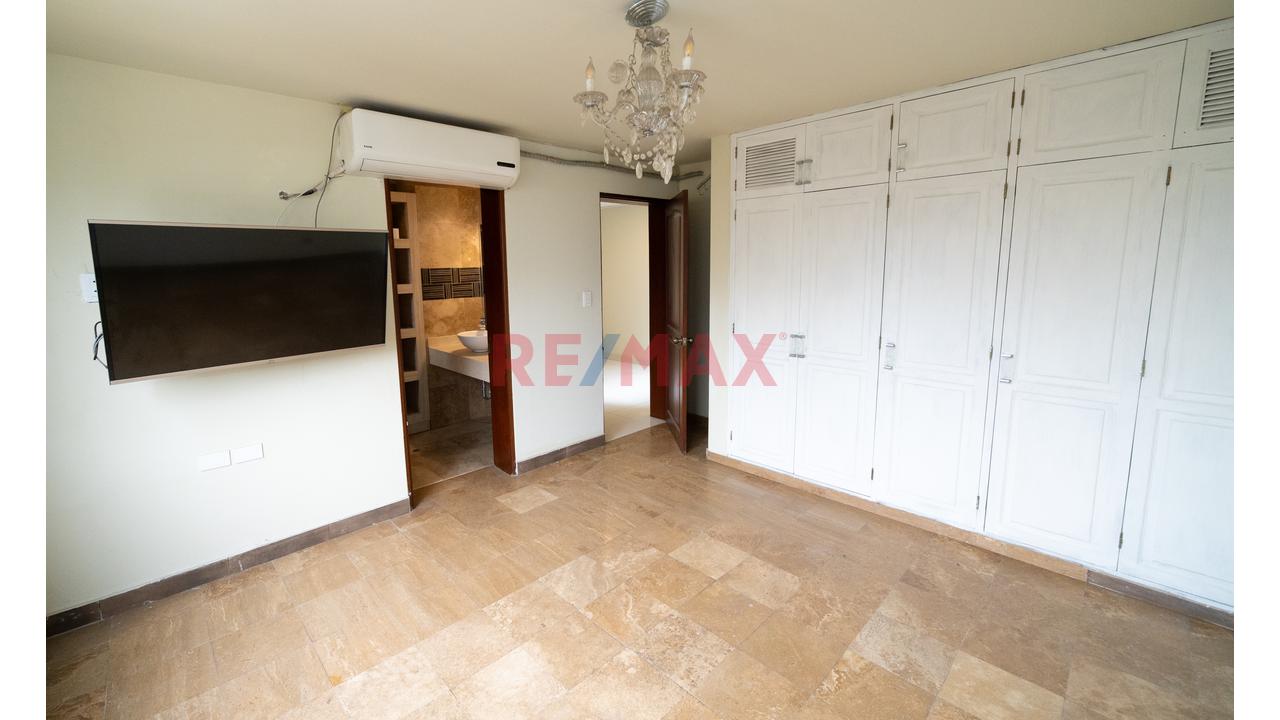 ⭐ ¡Oportunidad  Y Ocasión  En Surco! Amplio Departamento Flat En Primavera/Monterrico — foto 7