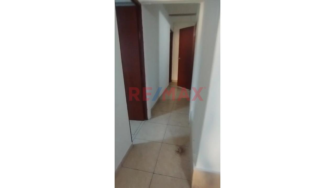 Vendo Casa Como Terreno En Av. Buenos Aires - 7