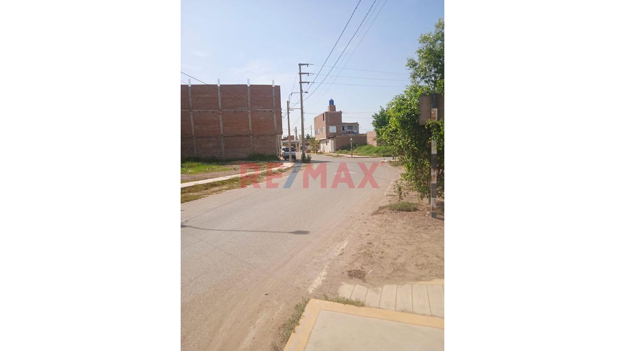 Venta De Terreno En Urbanización La Arboleda, Pimentel — foto 3