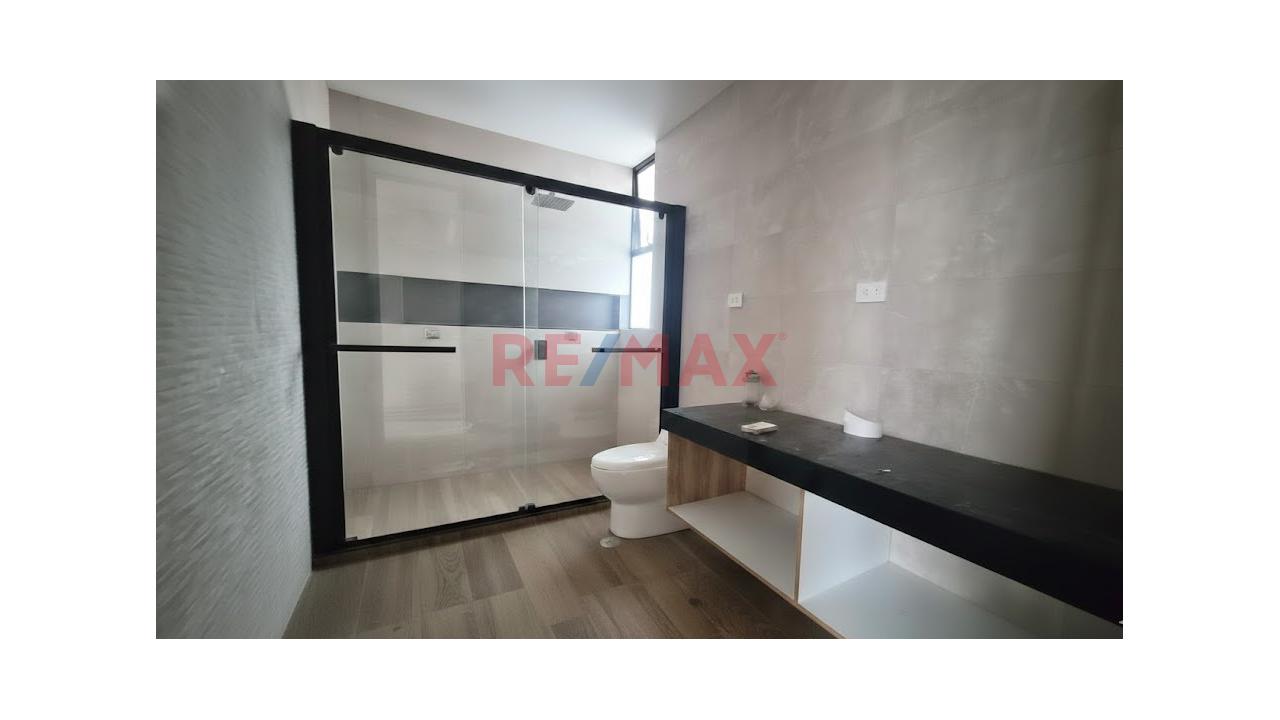 Penthouse En Urb. Bancarios - 6