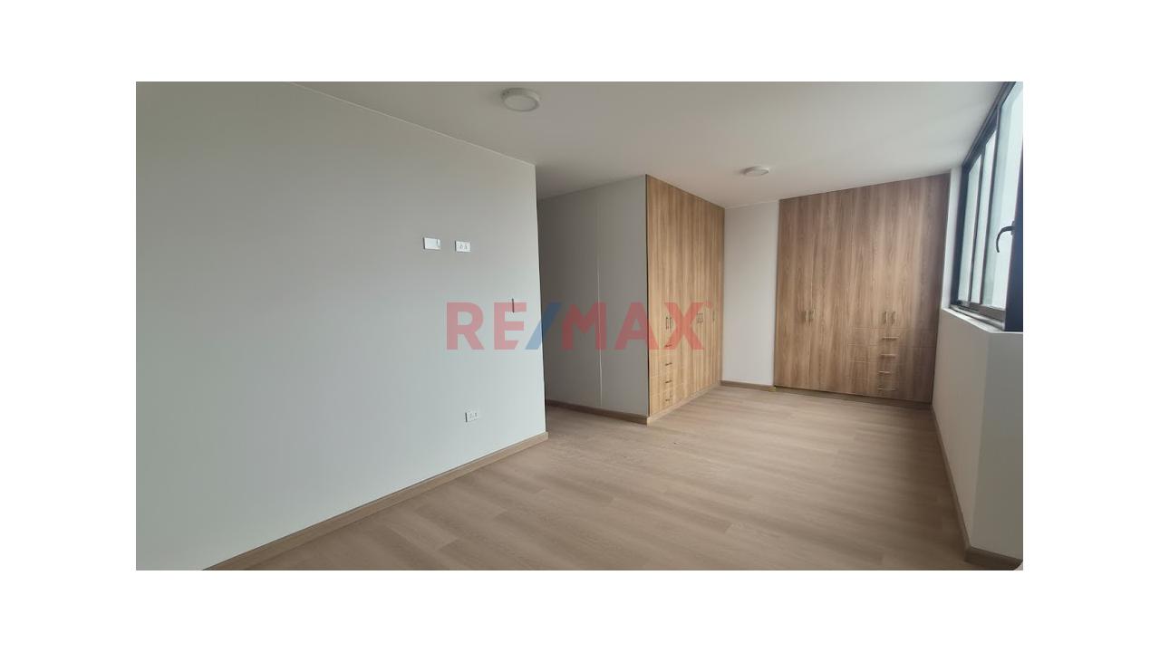 Penthouse En Urb. Bancarios - 4