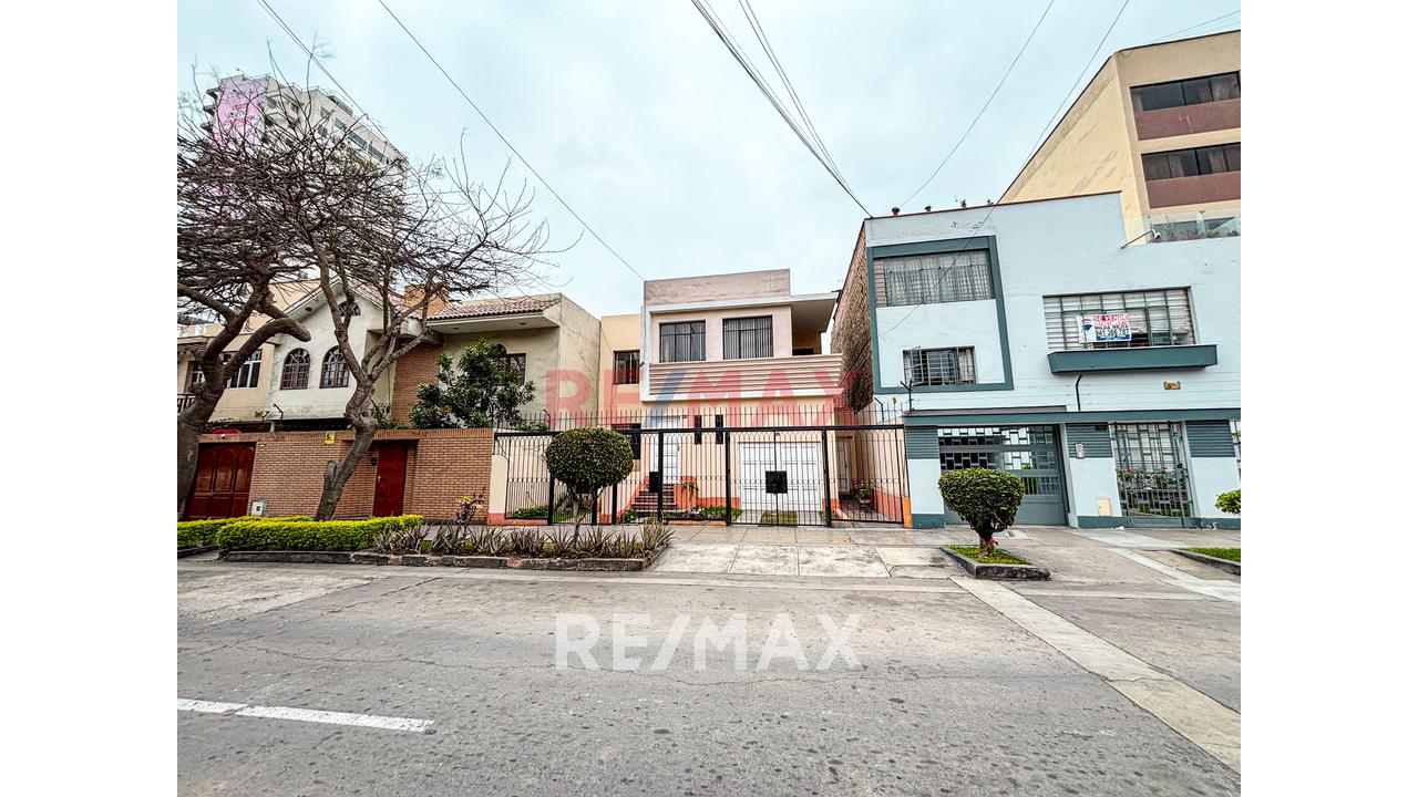 En Venta Casa Como Terreno En El Solicitado Distrito De Pueblo Libre — foto 6