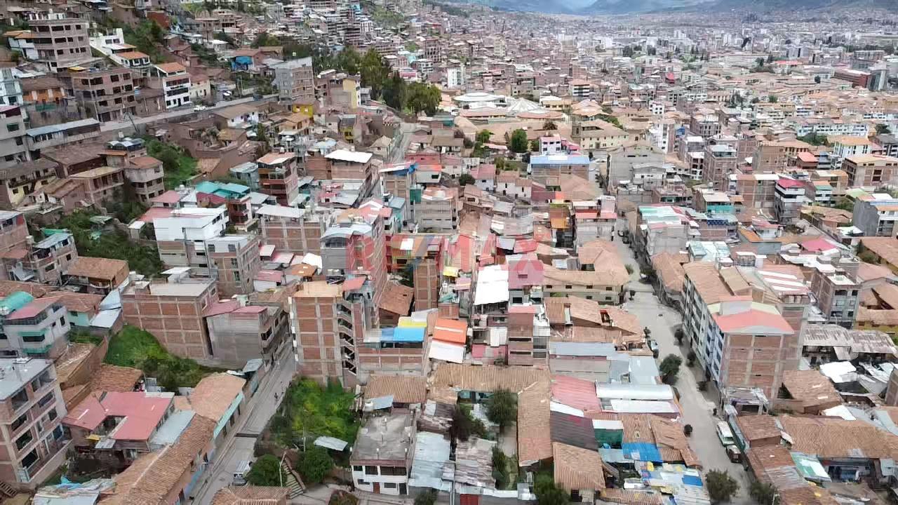 🏞️ Terreno En Venta – Urb. Tahuantinsuyo | Yurac Punku, Cusco - 4