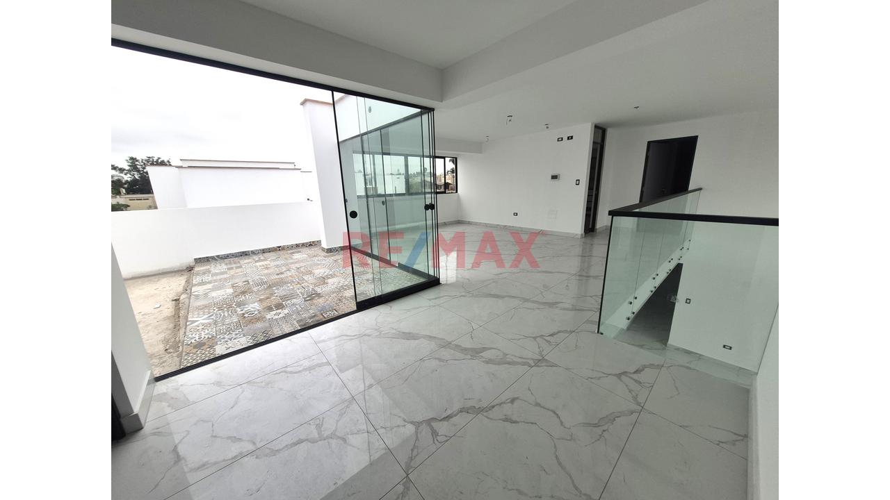 Lujosa Casa En Exclusivo Condominio — foto 12