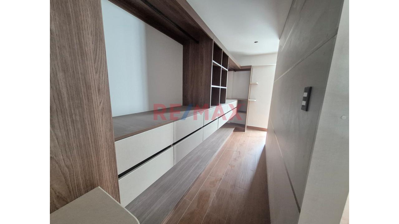 Lujosa Casa En Exclusivo Condominio — foto 14