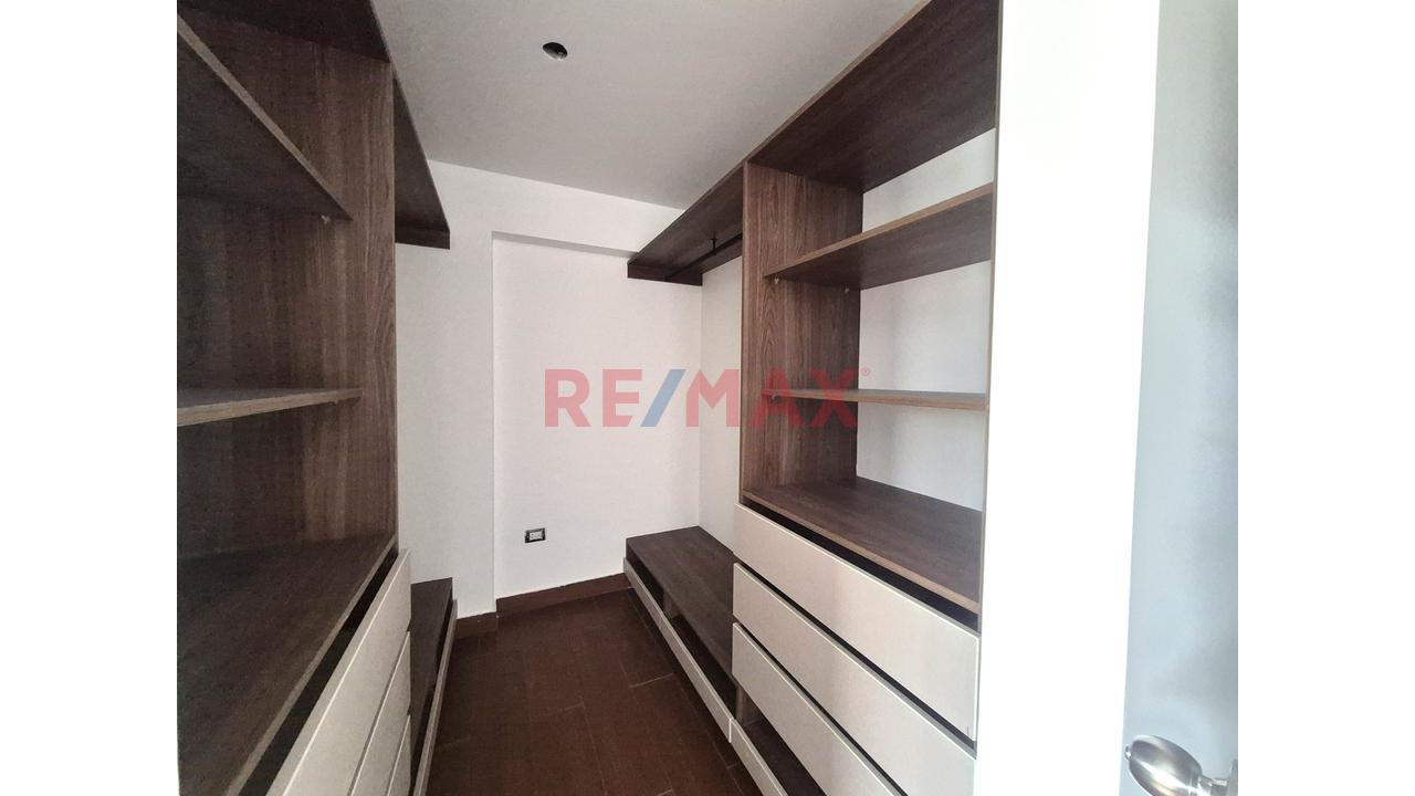 Lujosa Casa En Exclusivo Condominio — foto 11