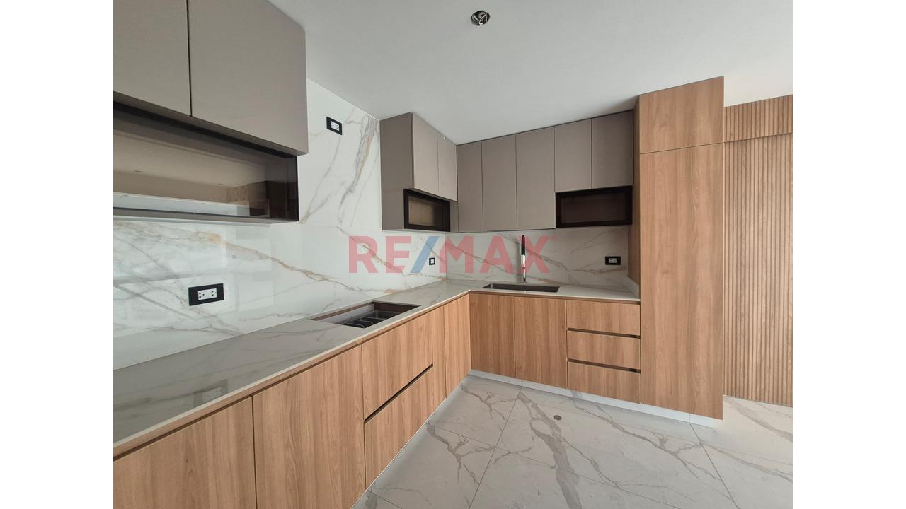 Lujosa Casa En Exclusivo Condominio — foto 6